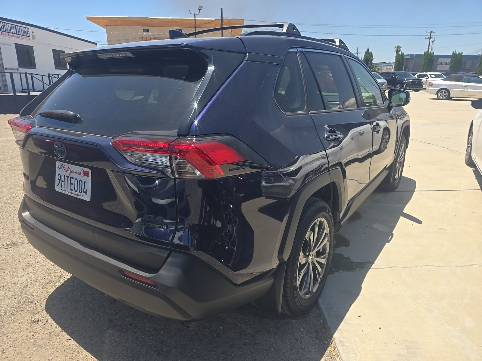 2023 Toyota RAV4 Hybrid XLE Premium AWD