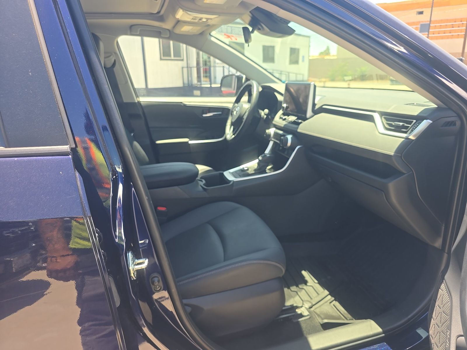 2023 Toyota RAV4 Hybrid XLE Premium AWD