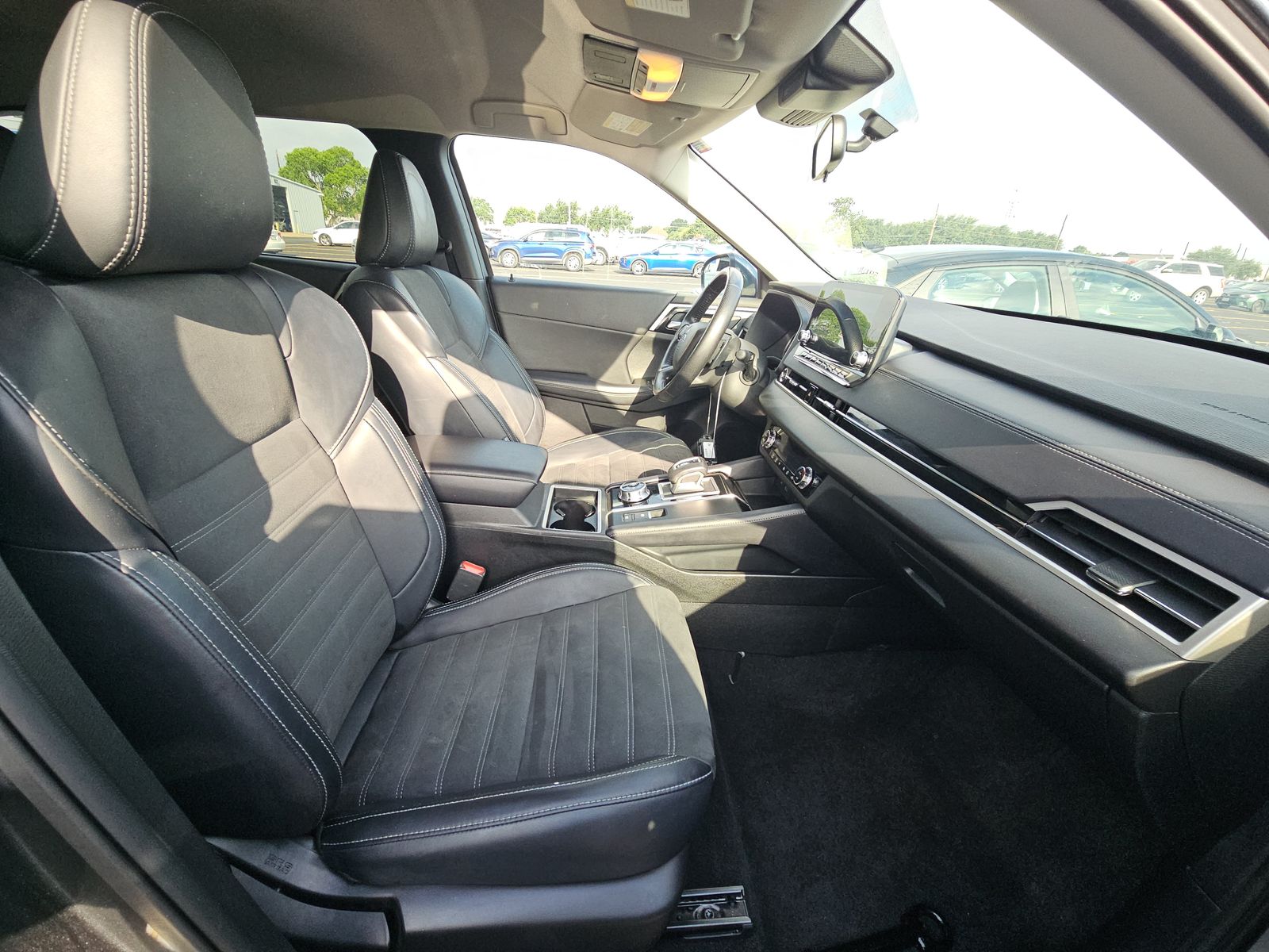 2024 Mitsubishi Outlander SE FWD