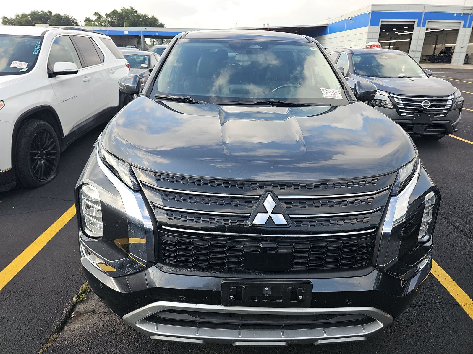 2024 Mitsubishi Outlander SE FWD