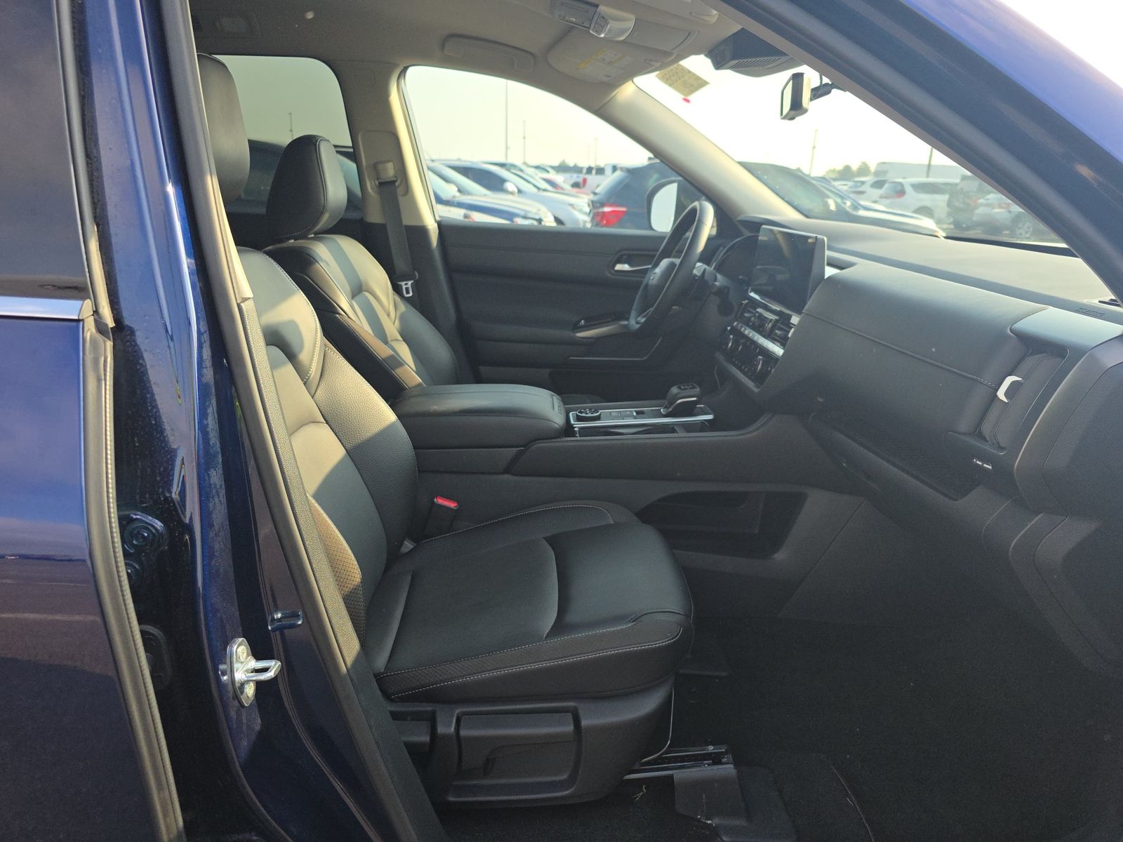 2026 Nissan Pathfinder SL AWD