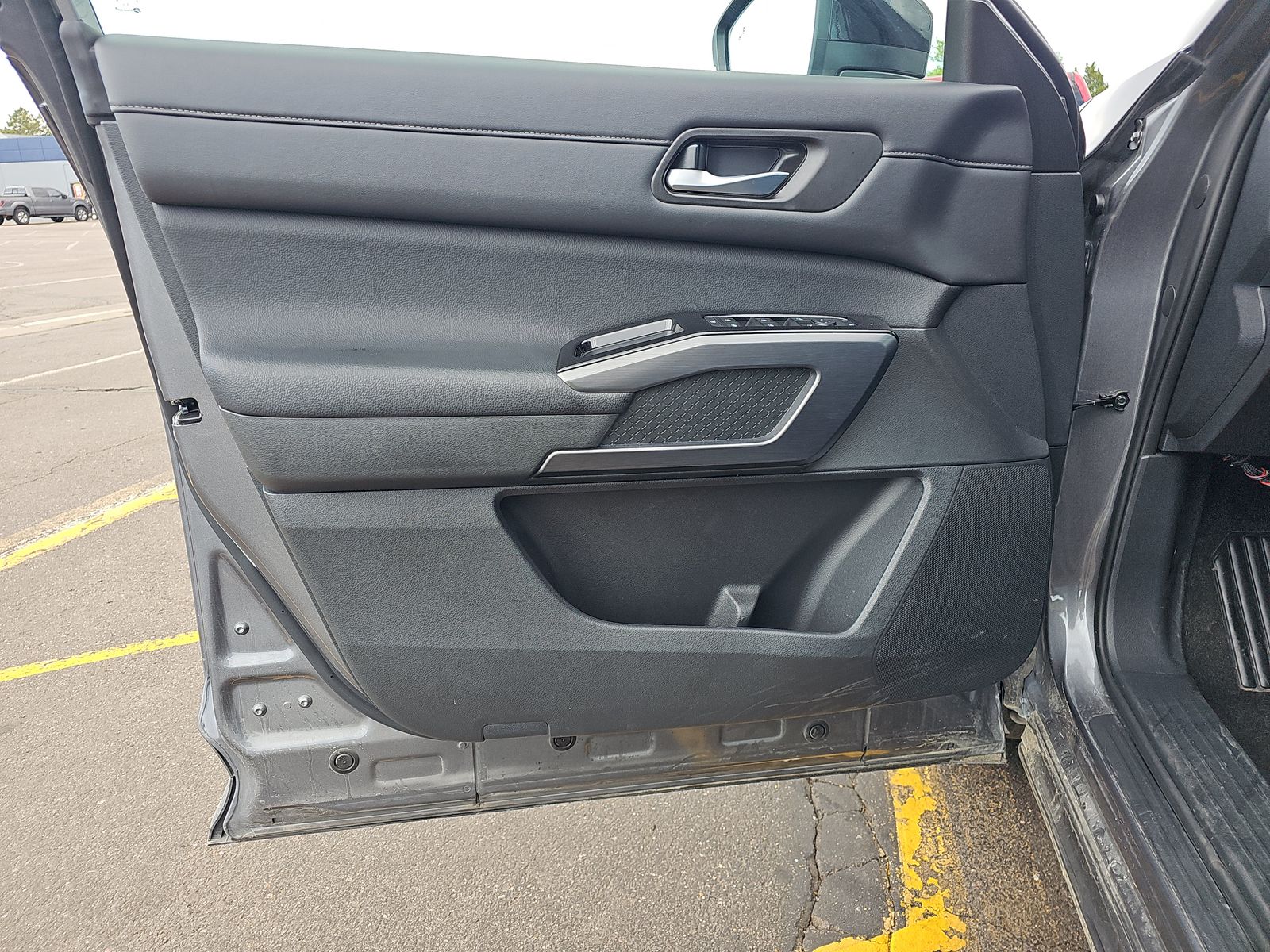 2026 Nissan Pathfinder SL AWD