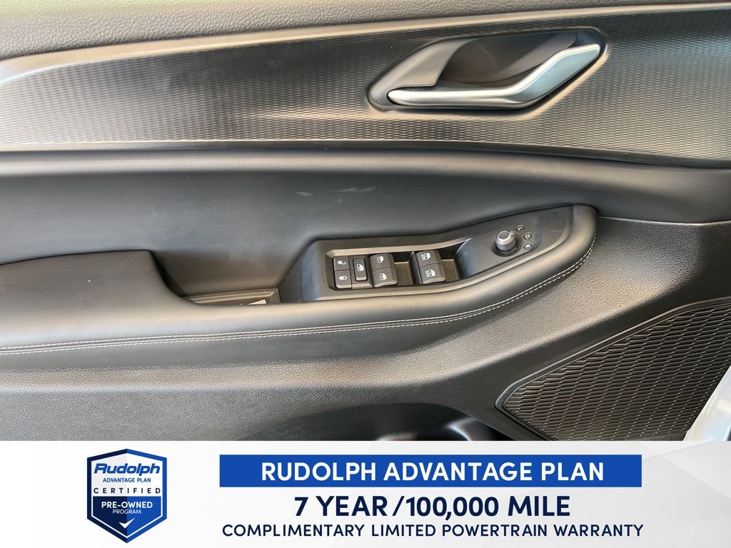 2025 Jeep Grand Cherokee L Altitude AWD