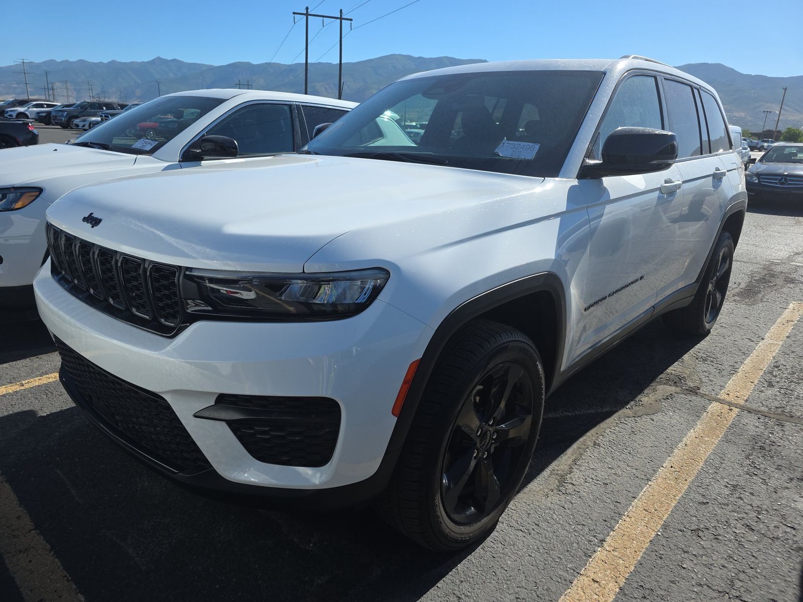 2023 Jeep Grand Cherokee Altitude X AWD