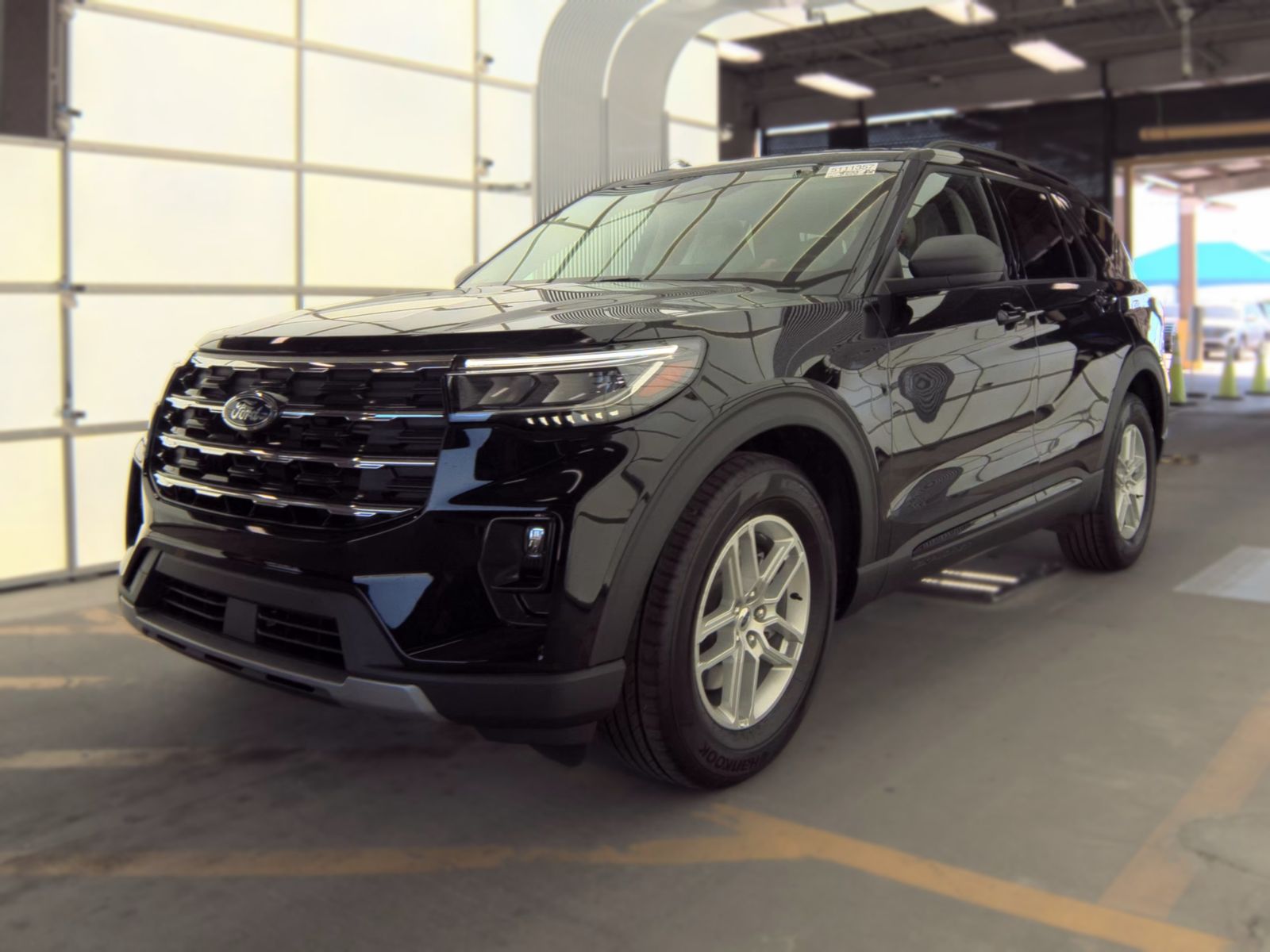 2026 Ford Explorer Active RWD