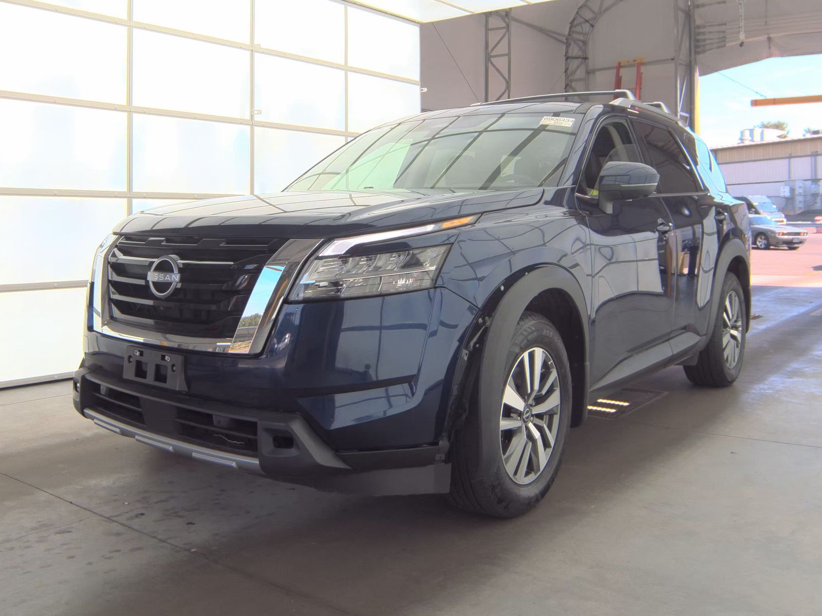 2024 Nissan Pathfinder SL FWD