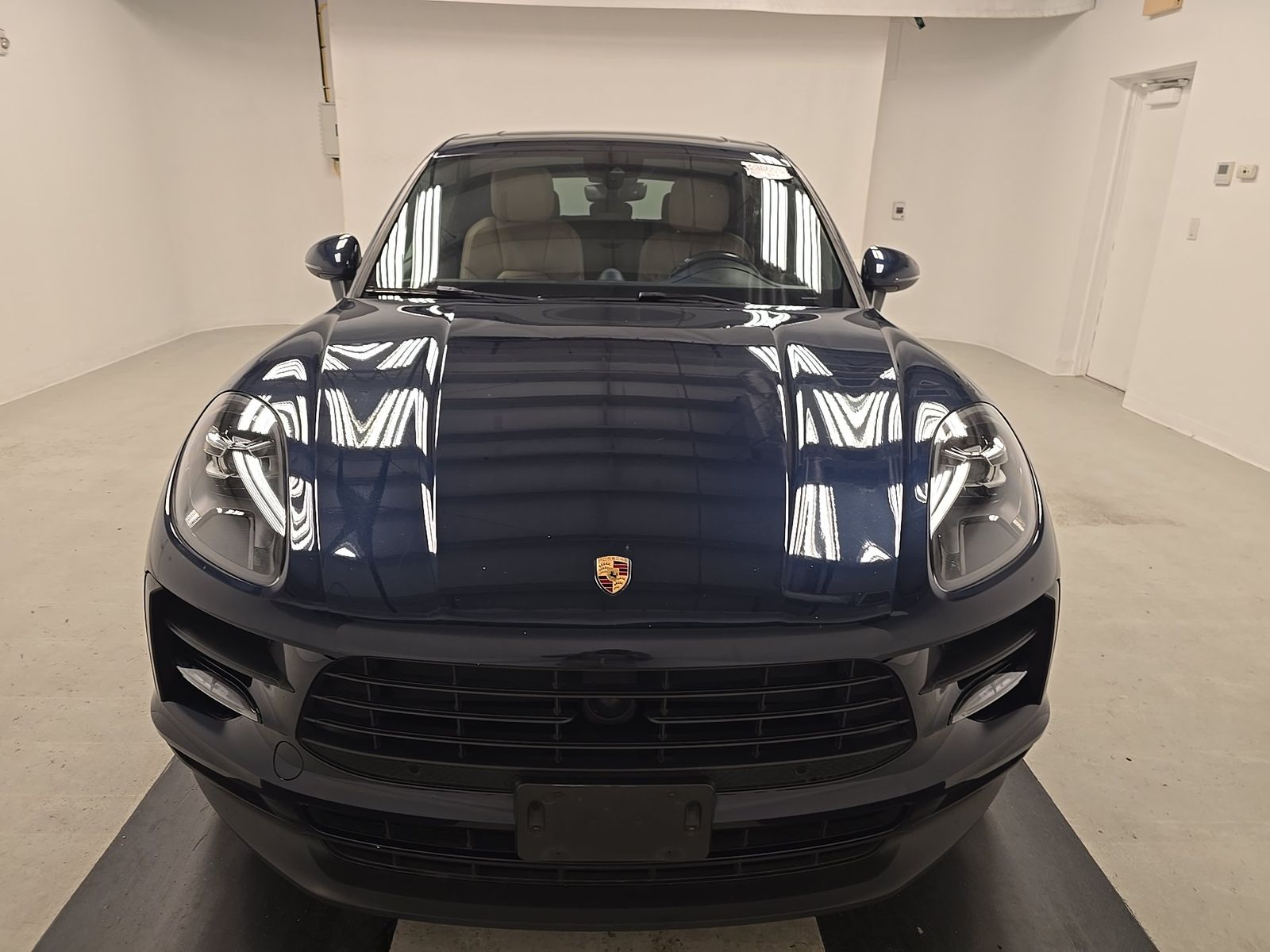 2019 Porsche Macan Base AWD