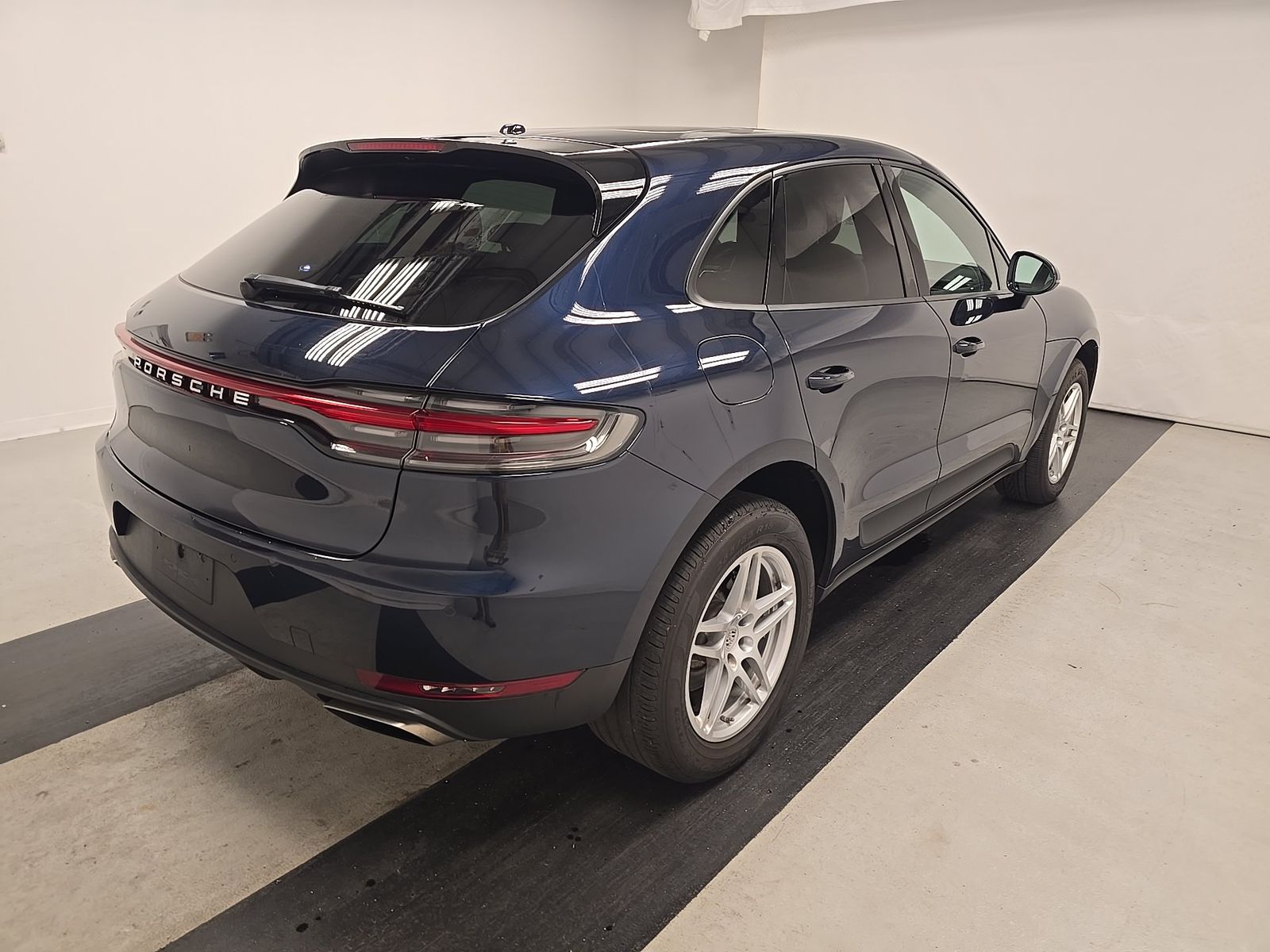 2019 Porsche Macan Base AWD