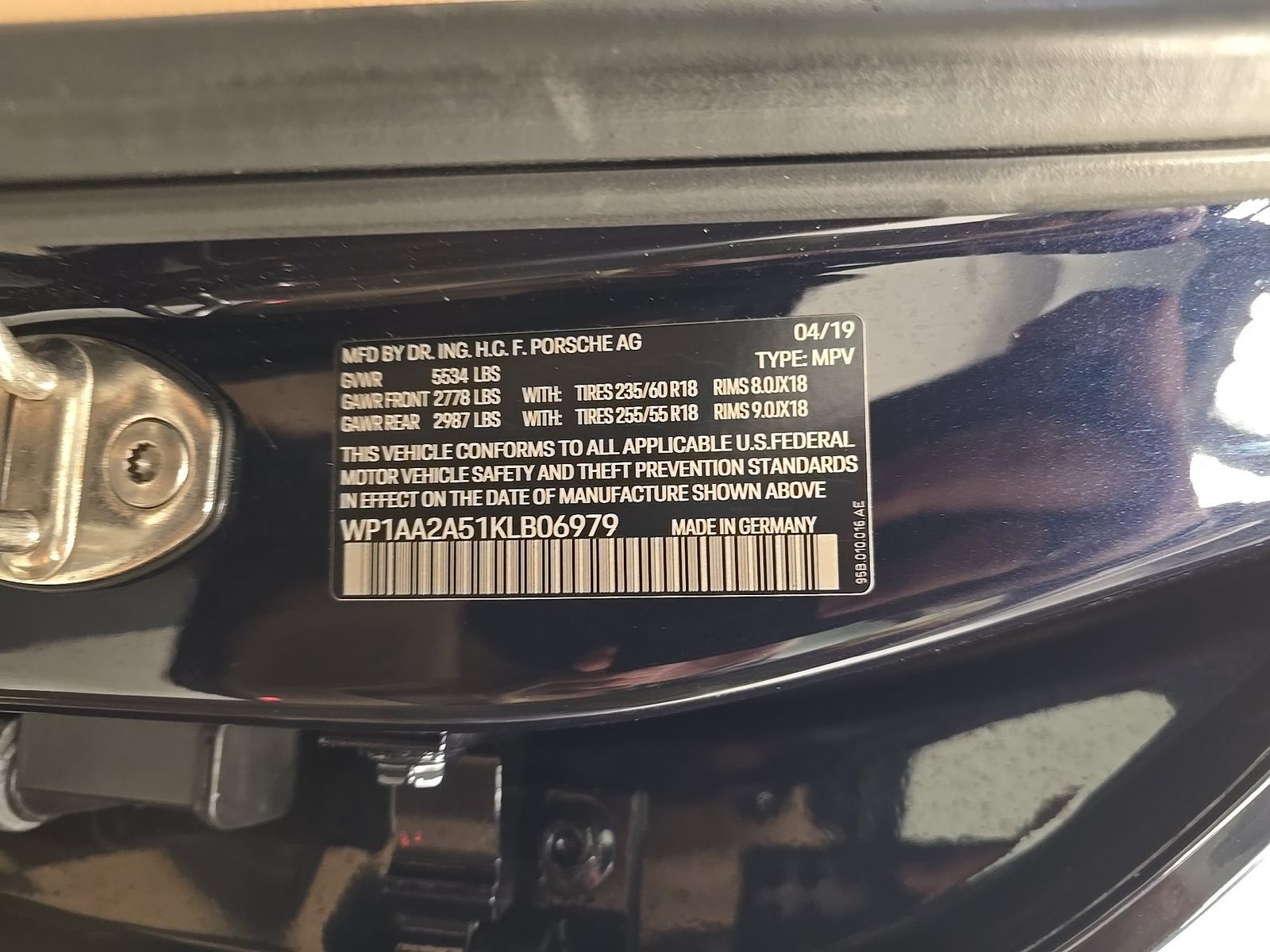 2019 Porsche Macan Base AWD