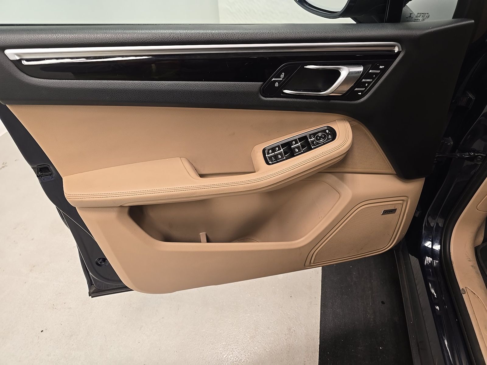 2019 Porsche Macan Base AWD
