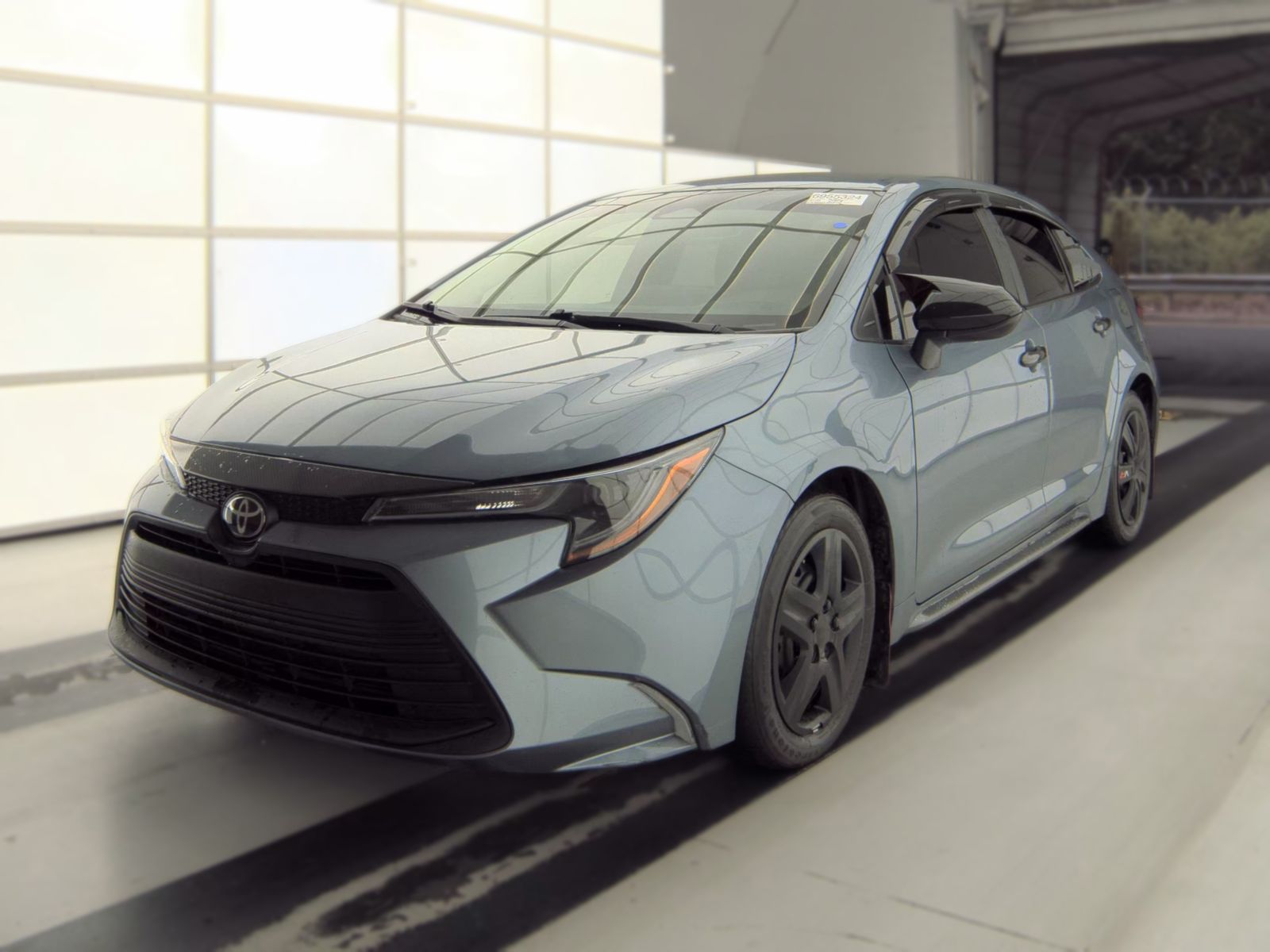 2025 Toyota Corolla LE FWD