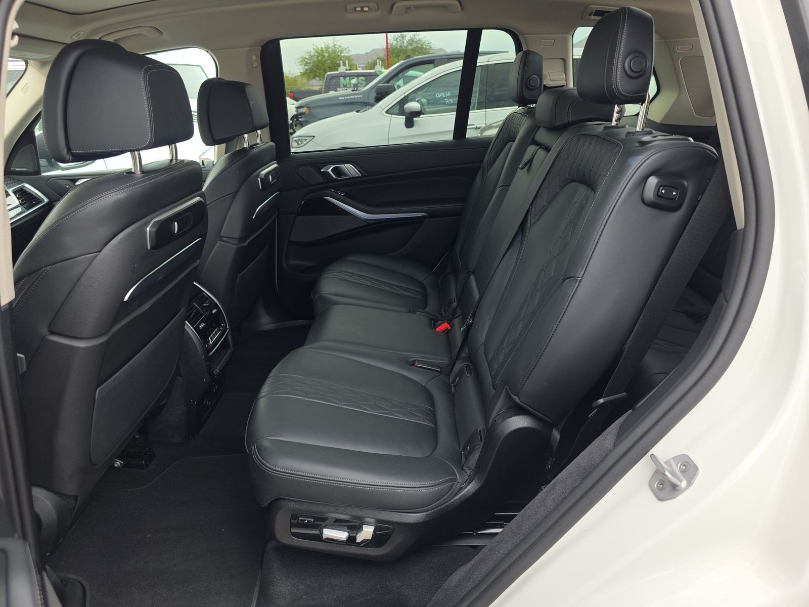 2026 BMW X7 xDrive40i AWD