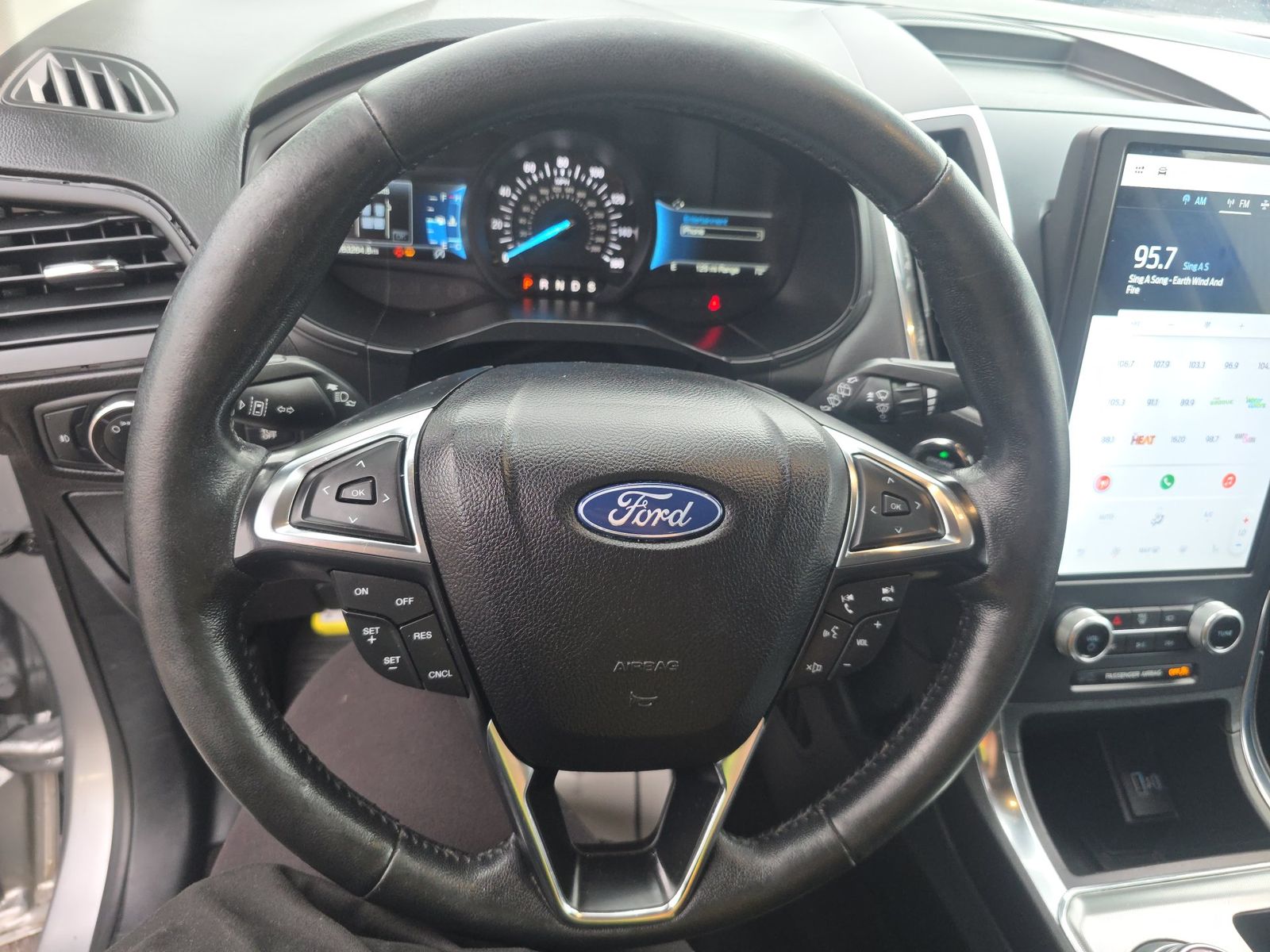 2022 Ford Edge Titanium AWD