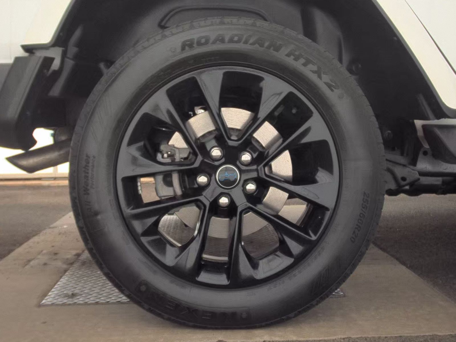 2024 Jeep Wrangler 4xe Sahara AWD