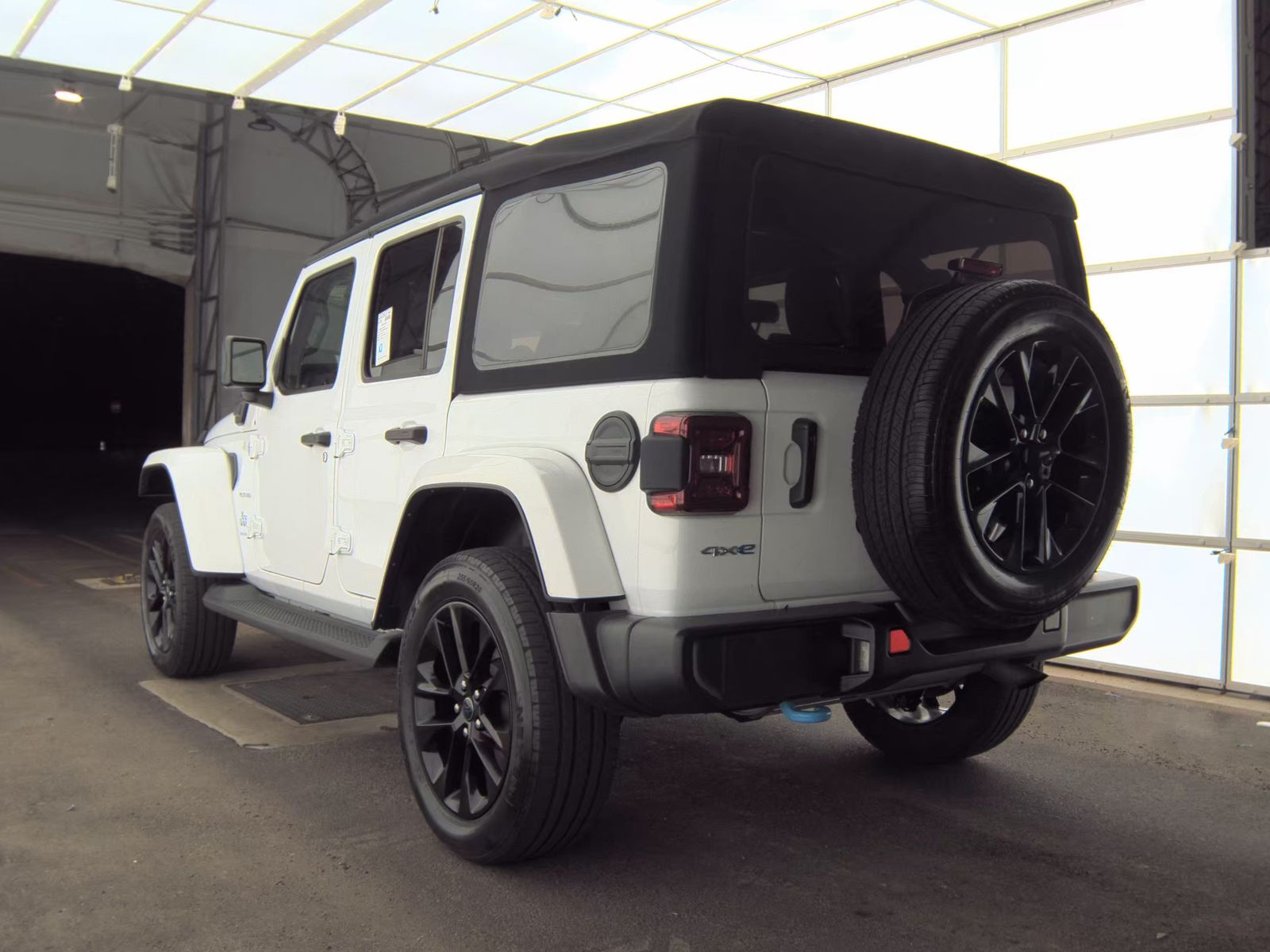 2024 Jeep Wrangler 4xe Sahara AWD