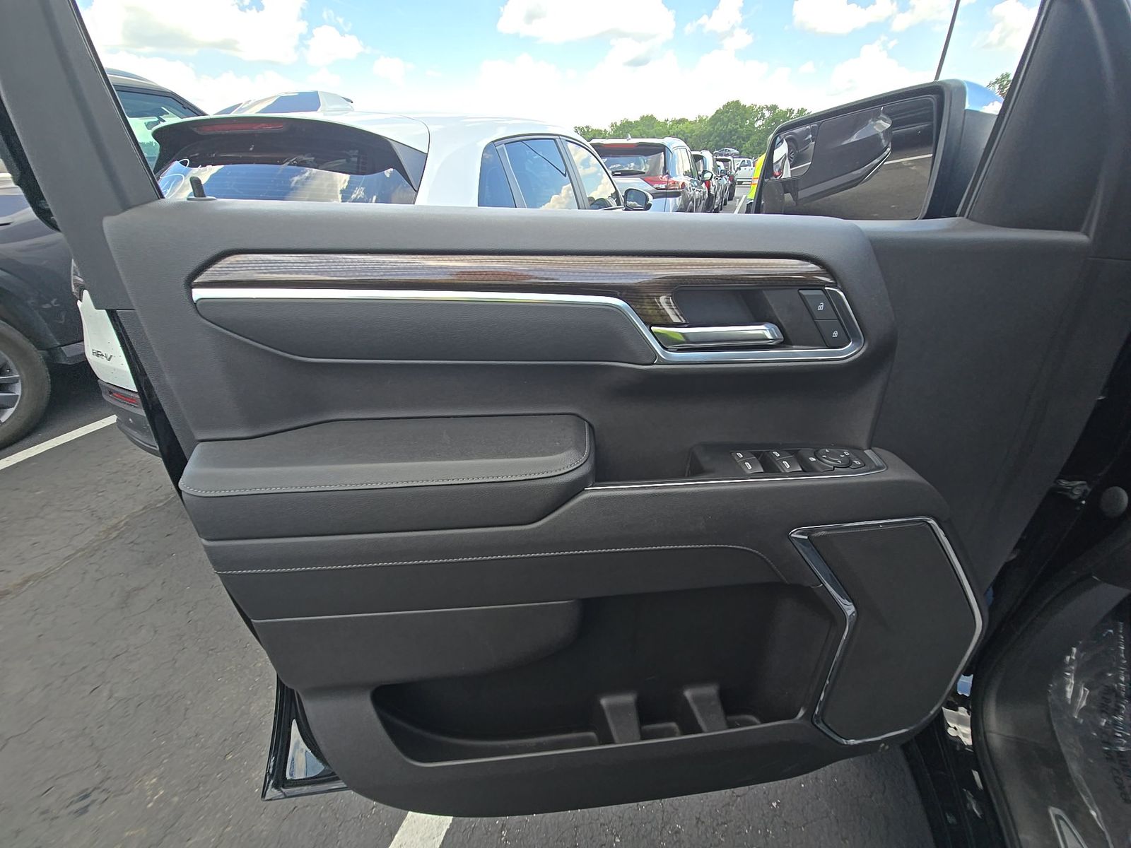 2023 Chevrolet Silverado 1500 LT AWD