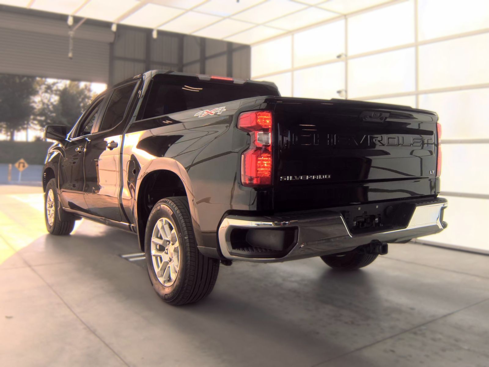 2023 Chevrolet Silverado 1500 LT AWD