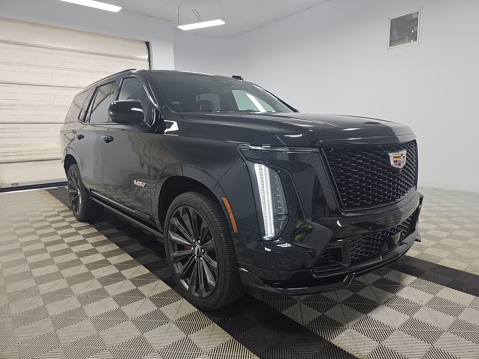 2025 Cadillac Escalade V-Series AWD