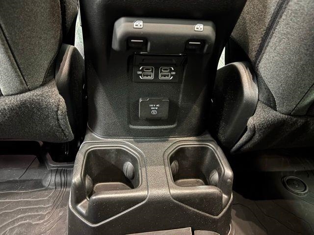 2024 Jeep Wrangler Sahara AWD