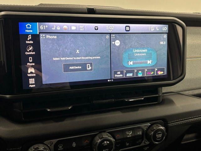 2024 Jeep Wrangler Sahara AWD
