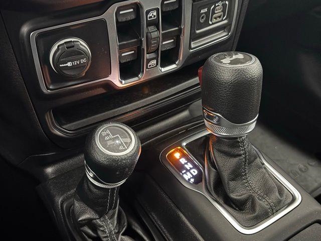 2024 Jeep Wrangler Sahara AWD