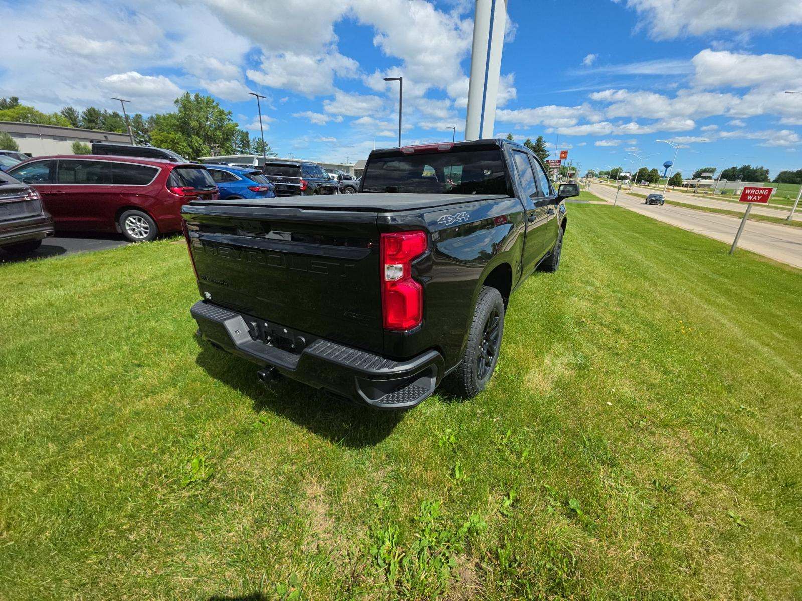 2024 Chevrolet Silverado 1500 RST AWD