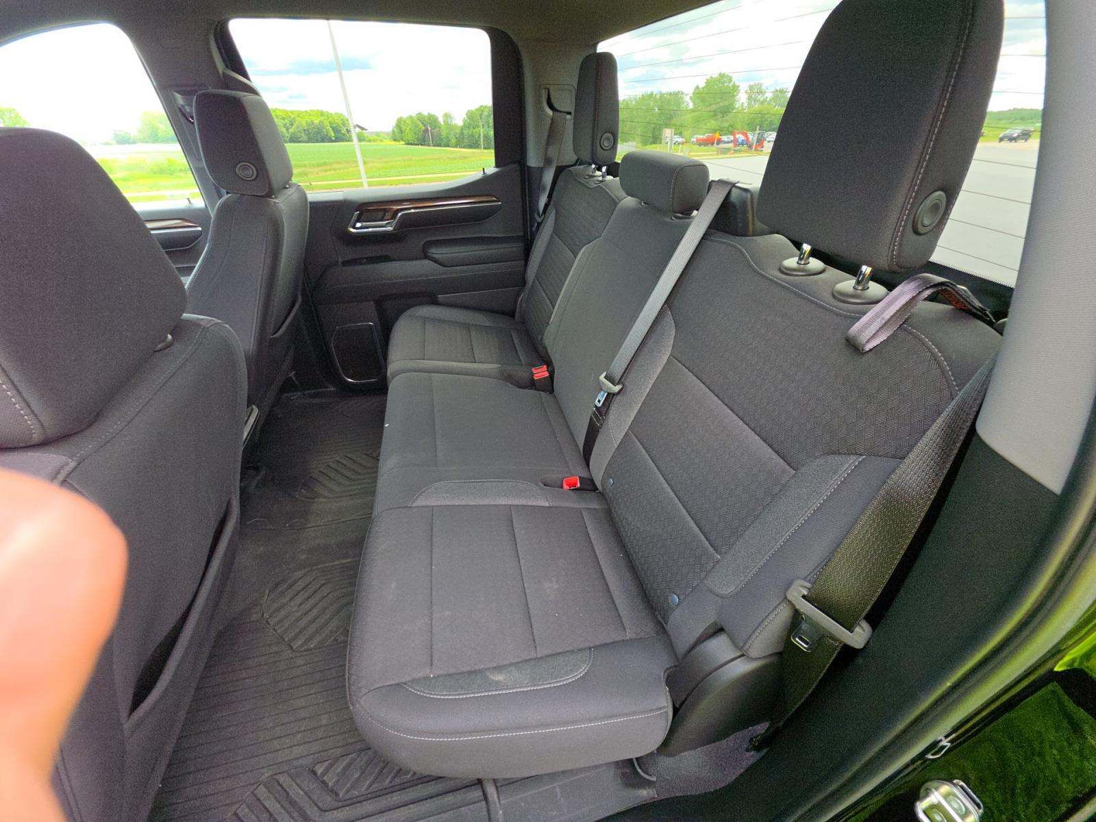 2024 Chevrolet Silverado 1500 RST AWD
