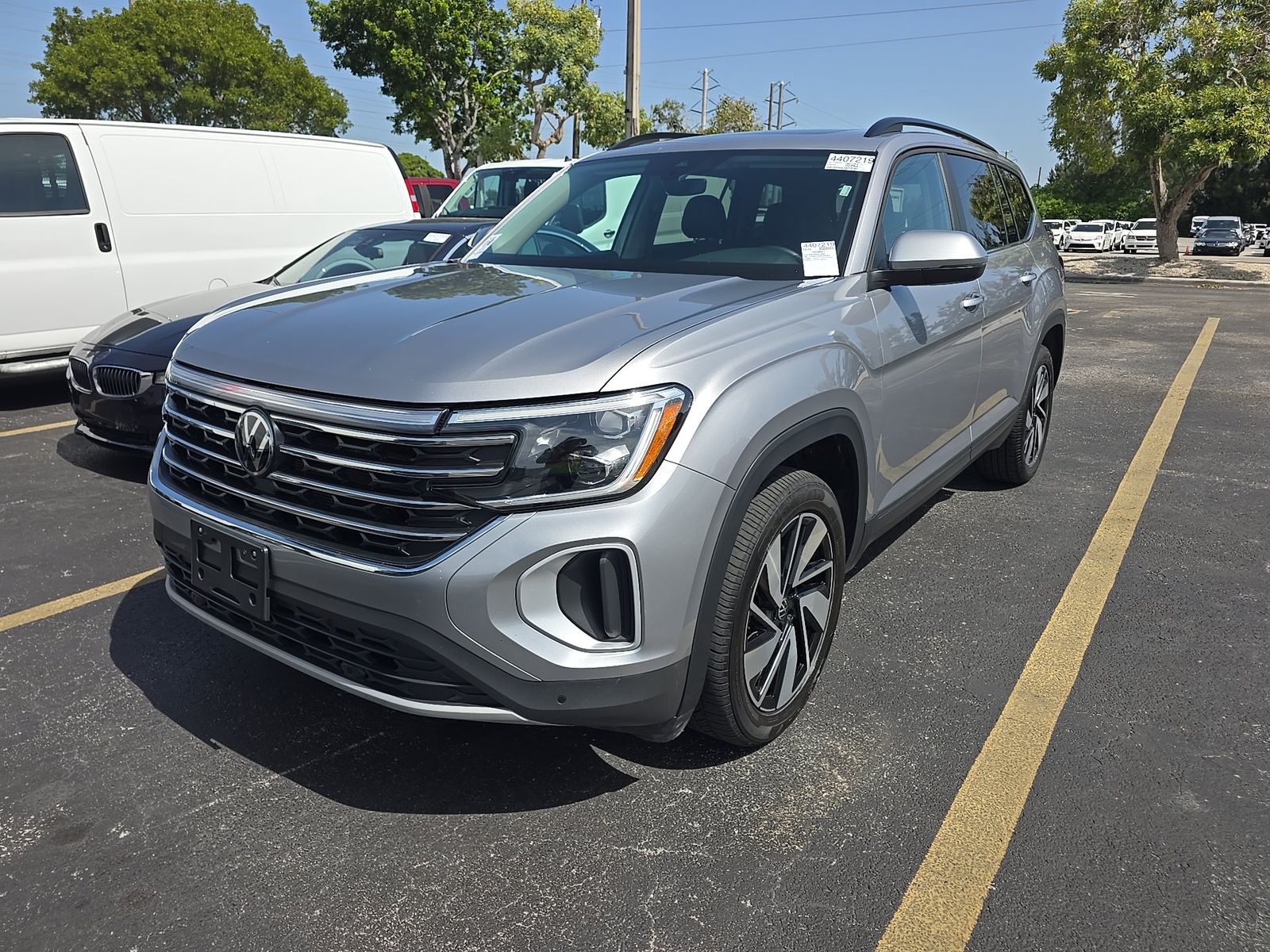 2024 Volkswagen Atlas 2.0T SE AWD