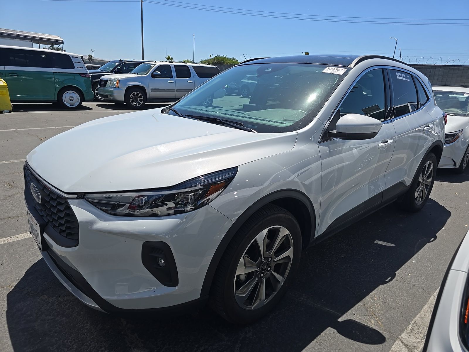 2025 Ford Escape Platinum AWD