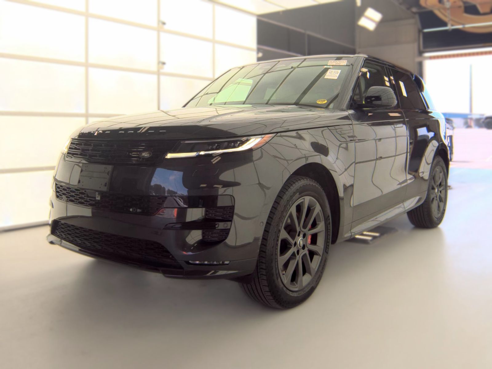 2024 Land Rover Range Rover Sport Dynamic SE FWD