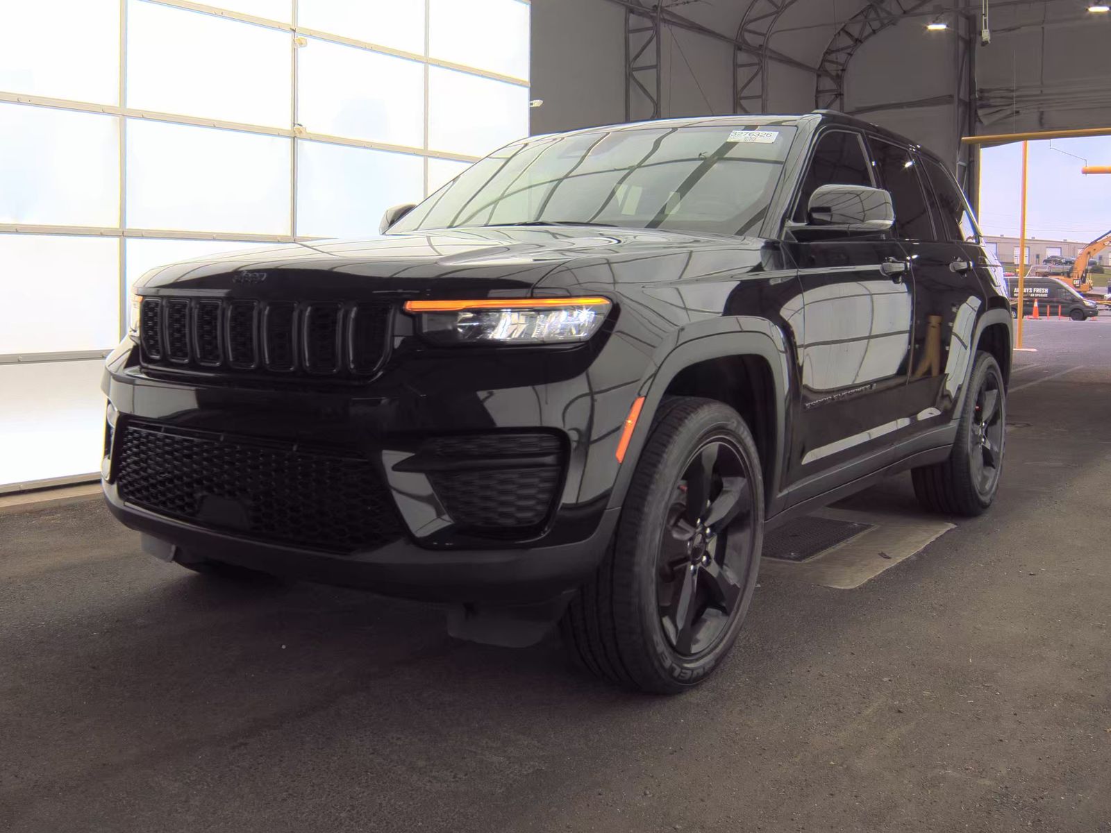 2022 Jeep Grand Cherokee Altitude AWD
