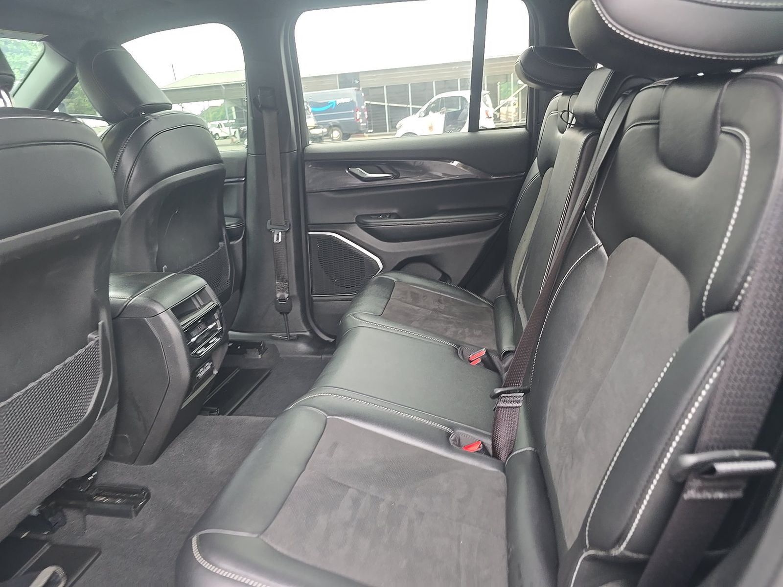 2022 Jeep Grand Cherokee Altitude AWD