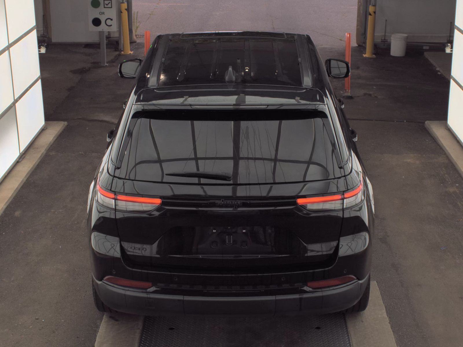 2022 Jeep Grand Cherokee Altitude AWD
