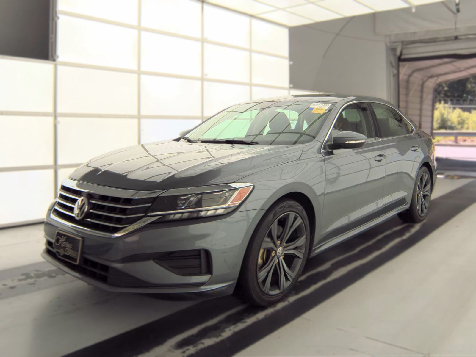 2021 Volkswagen Passat 2.0T SE FWD