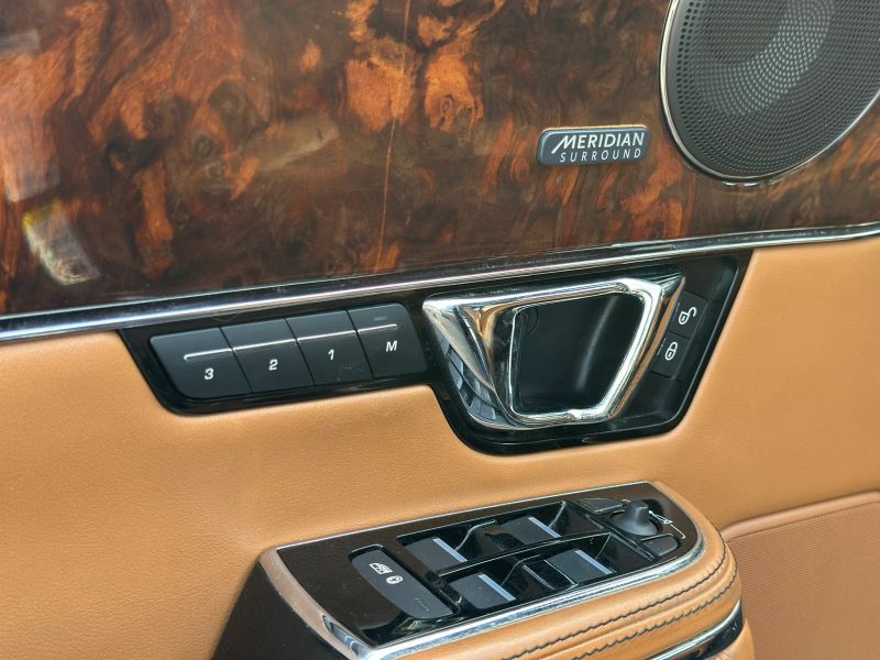 2016 Jaguar XJ L Portfolio AWD