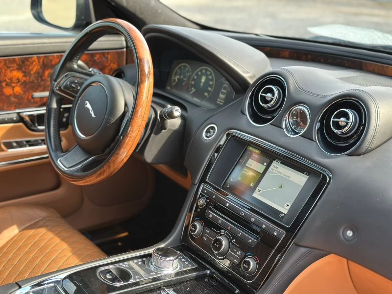 2016 Jaguar XJ L Portfolio AWD