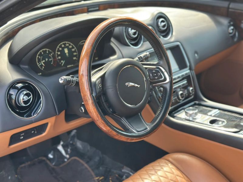 2016 Jaguar XJ L Portfolio AWD