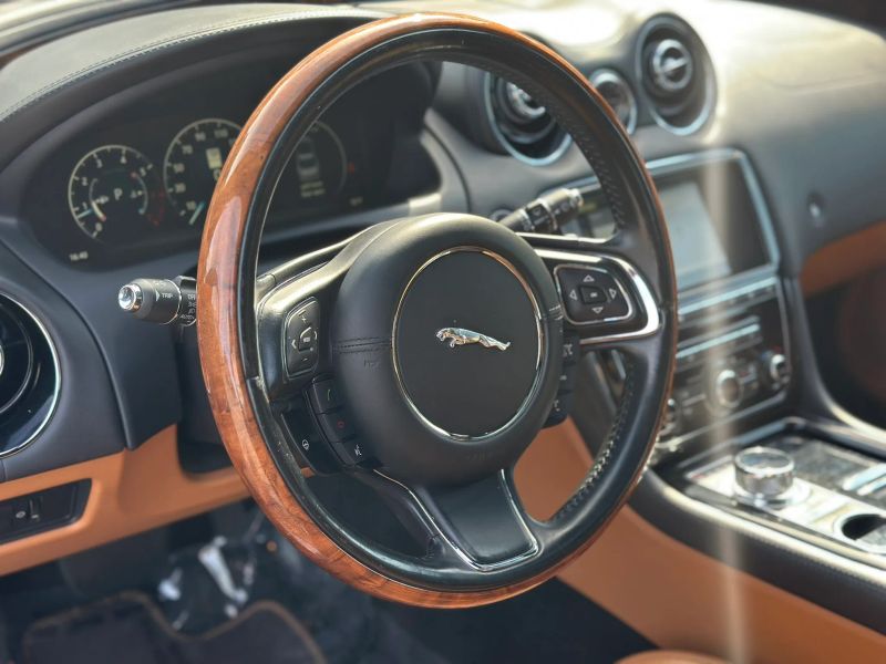 2016 Jaguar XJ L Portfolio AWD