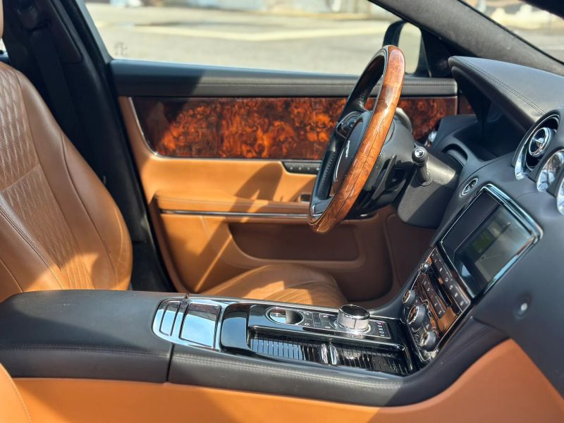 2016 Jaguar XJ L Portfolio AWD