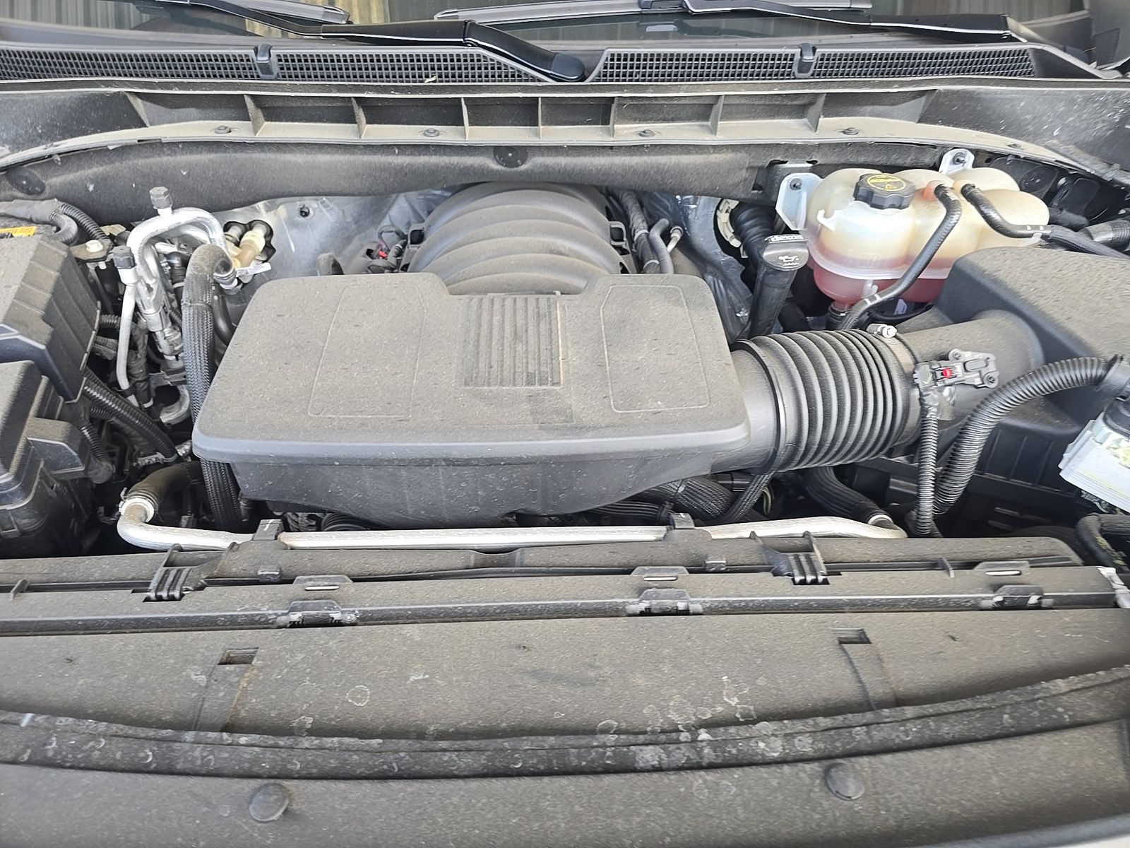 2025 Cadillac Escalade ESV Sport AWD