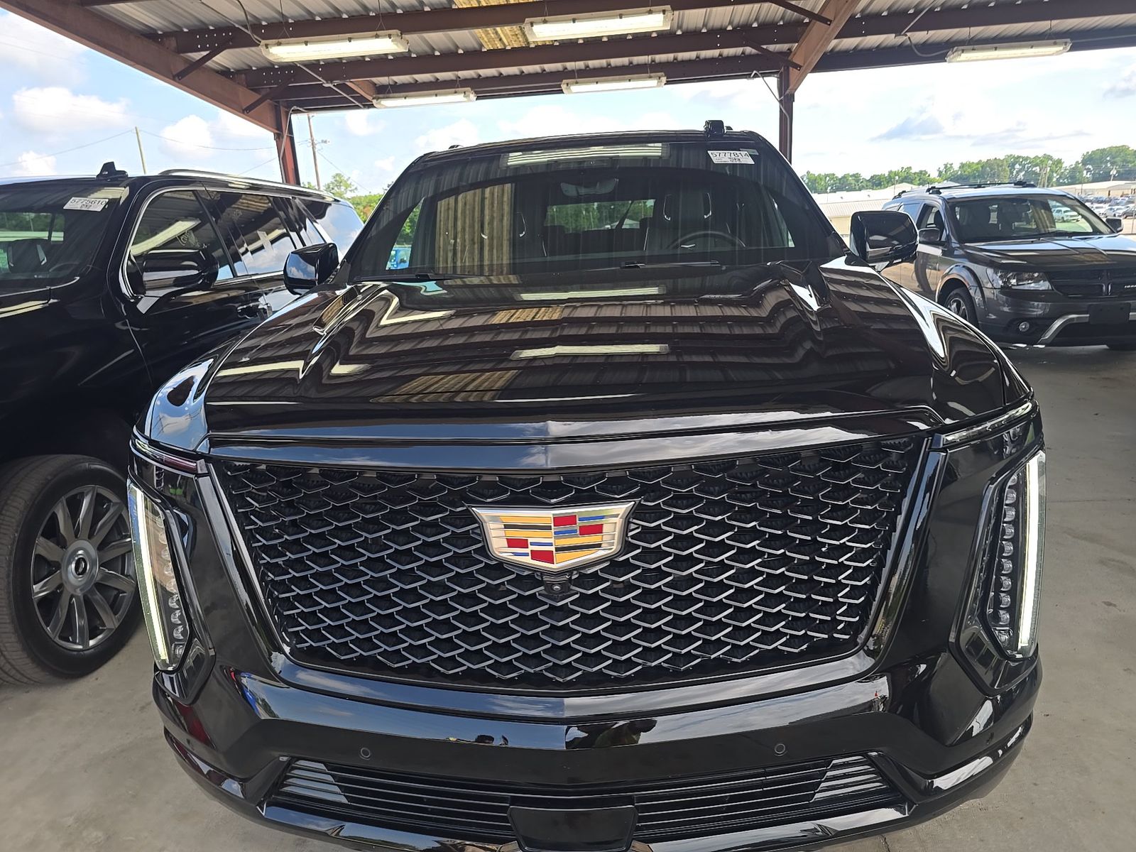 2025 Cadillac Escalade ESV Sport AWD