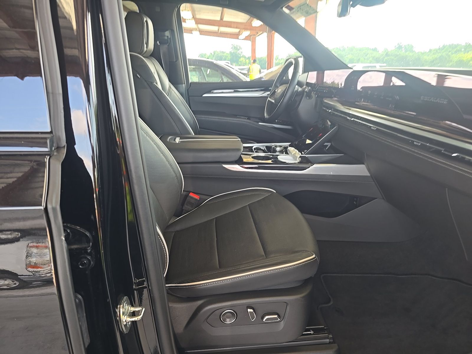 2025 Cadillac Escalade ESV Sport AWD