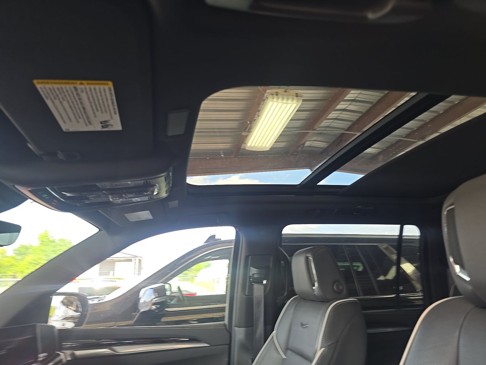 2025 Cadillac Escalade ESV Sport AWD