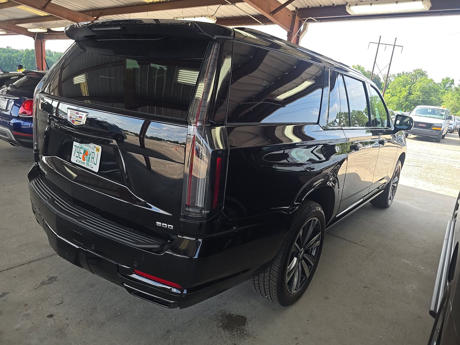 2025 Cadillac Escalade ESV Sport AWD
