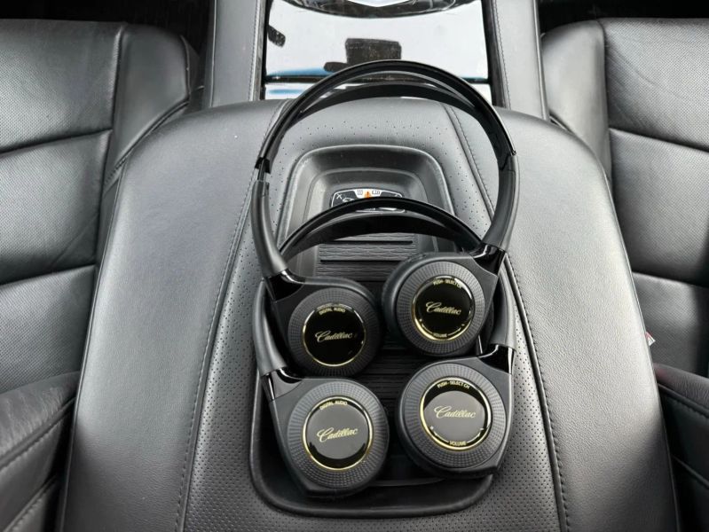 2018 Cadillac Escalade ESV Platinum AWD