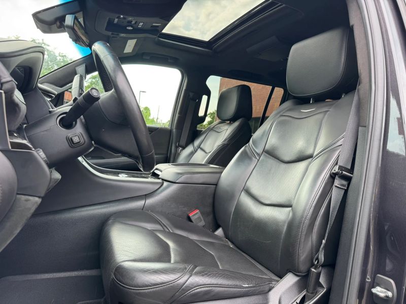 2018 Cadillac Escalade ESV Platinum AWD