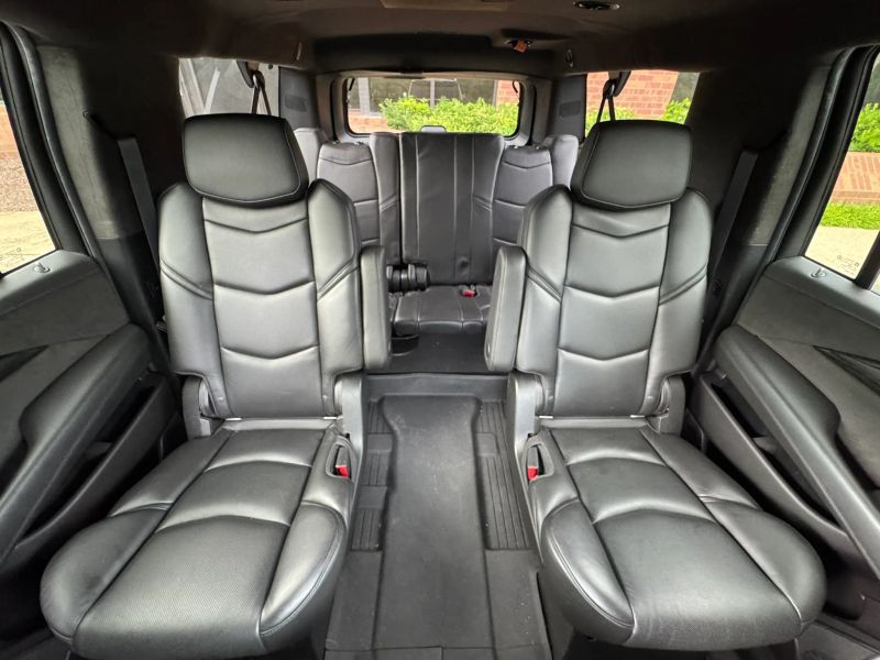 2018 Cadillac Escalade ESV Platinum AWD