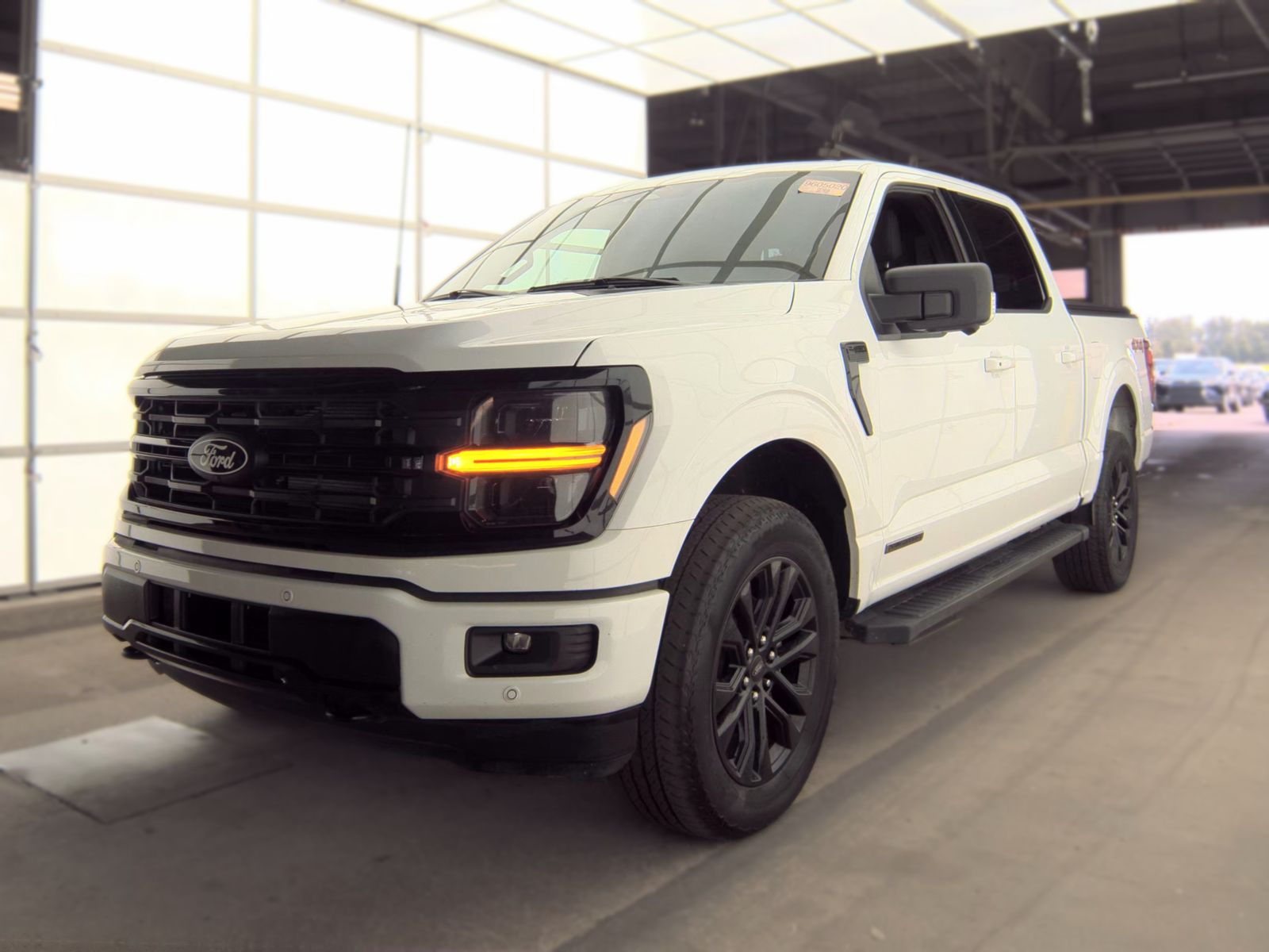 2024 Ford F-150 Hybrid XLT AWD