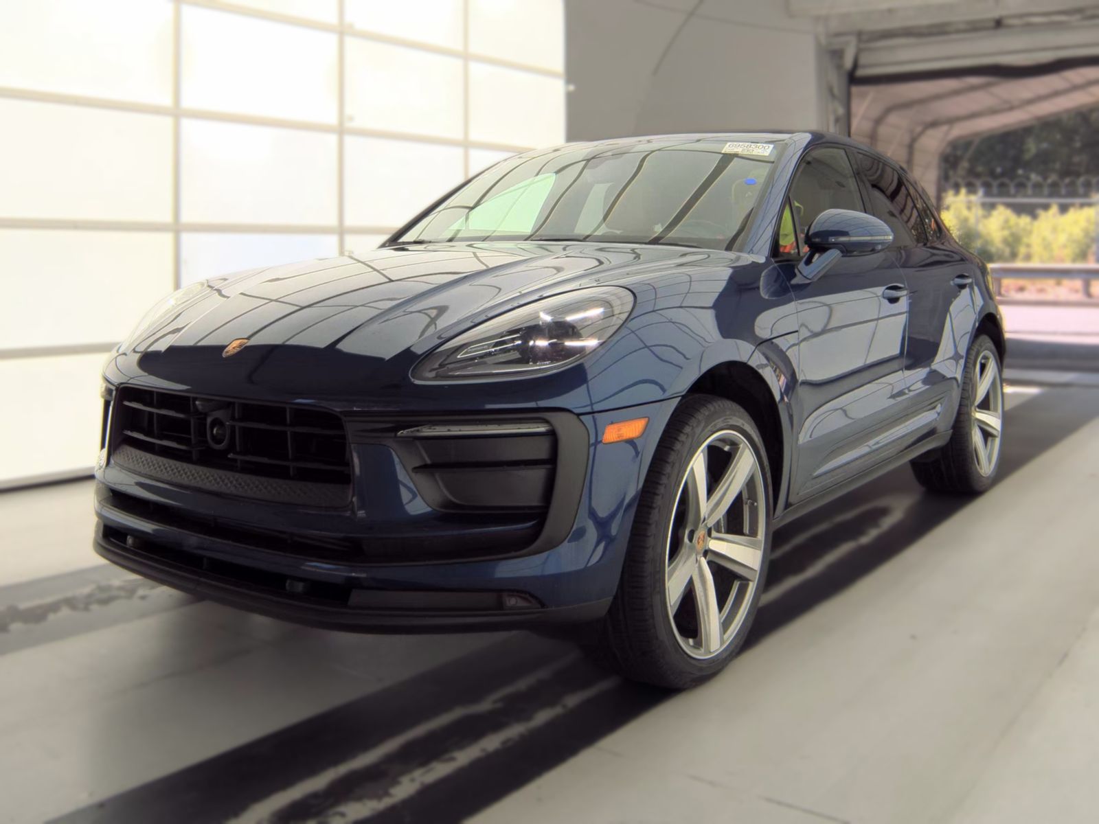 2024 Porsche Macan Base AWD