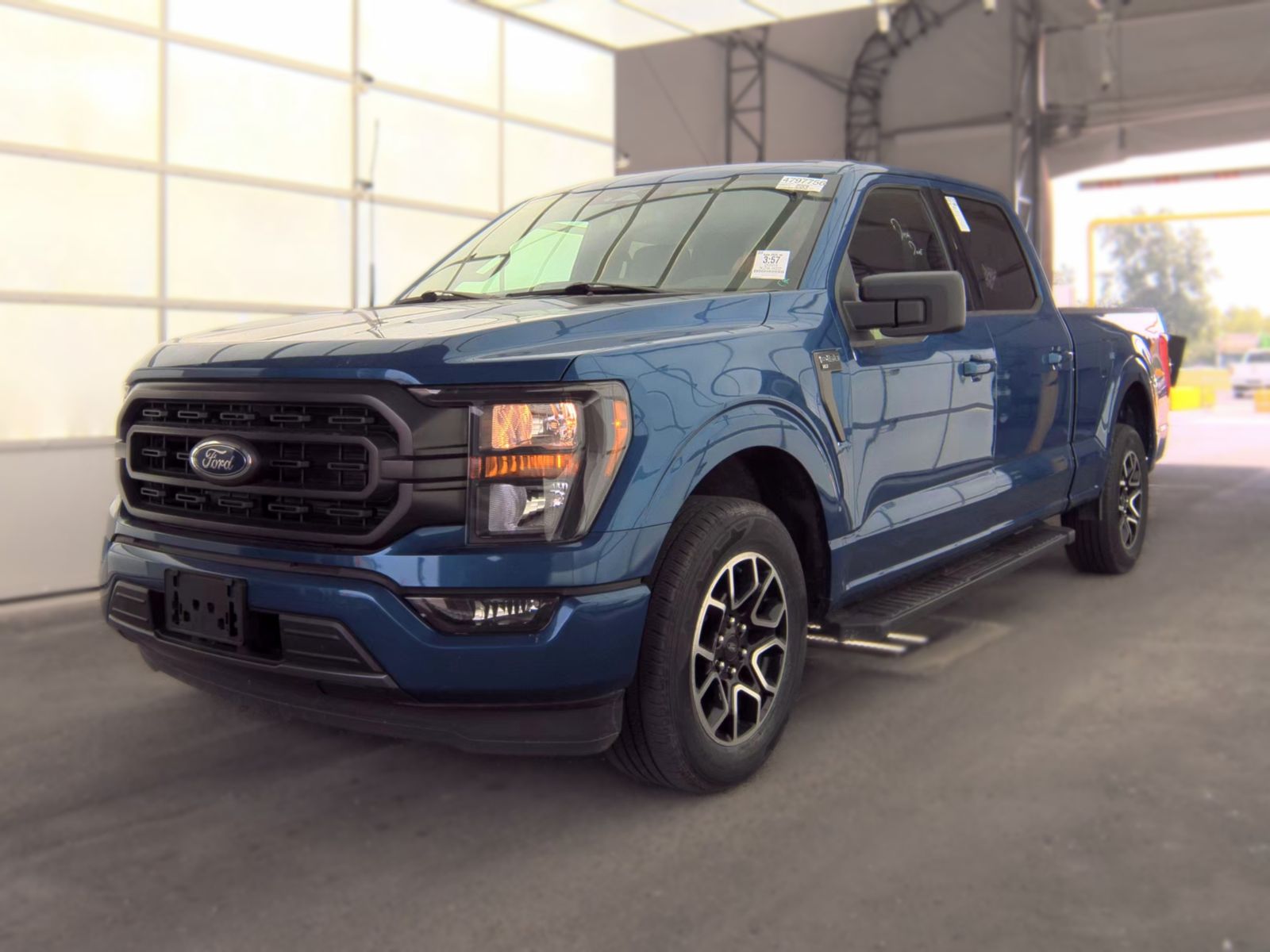 2023 Ford F-150 XLT RWD
